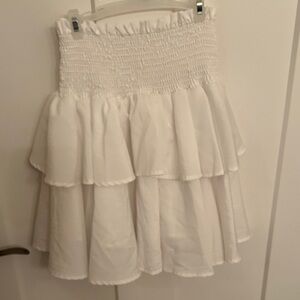 Elegant White Tiered Ruffle Skirt, size XS